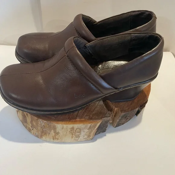 b.o.c. Women's Brown Leather Loafers - Picture 2 of 11